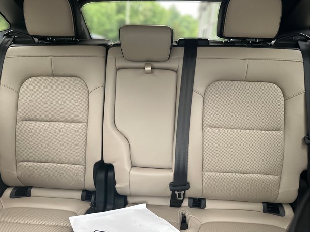 2022 Ford Escape Titanium - Photo 16