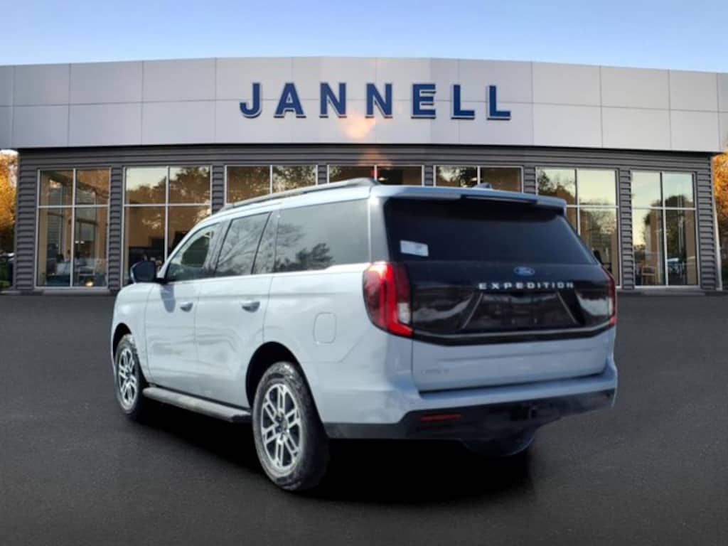 New 2026 Ford Expedition Active SUV