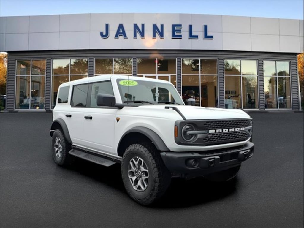 New 2025 Ford Bronco Badlands SUV