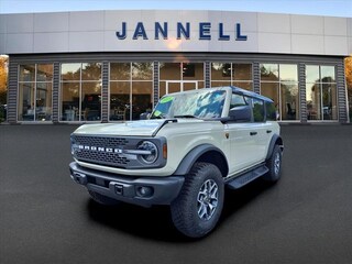 2025 Ford Bronco Badlands SUV