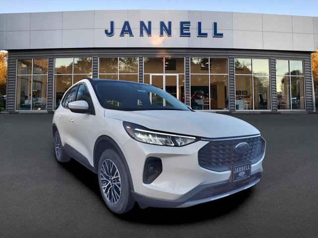 2025 Ford Escape Plug-In Hybrid photo 3