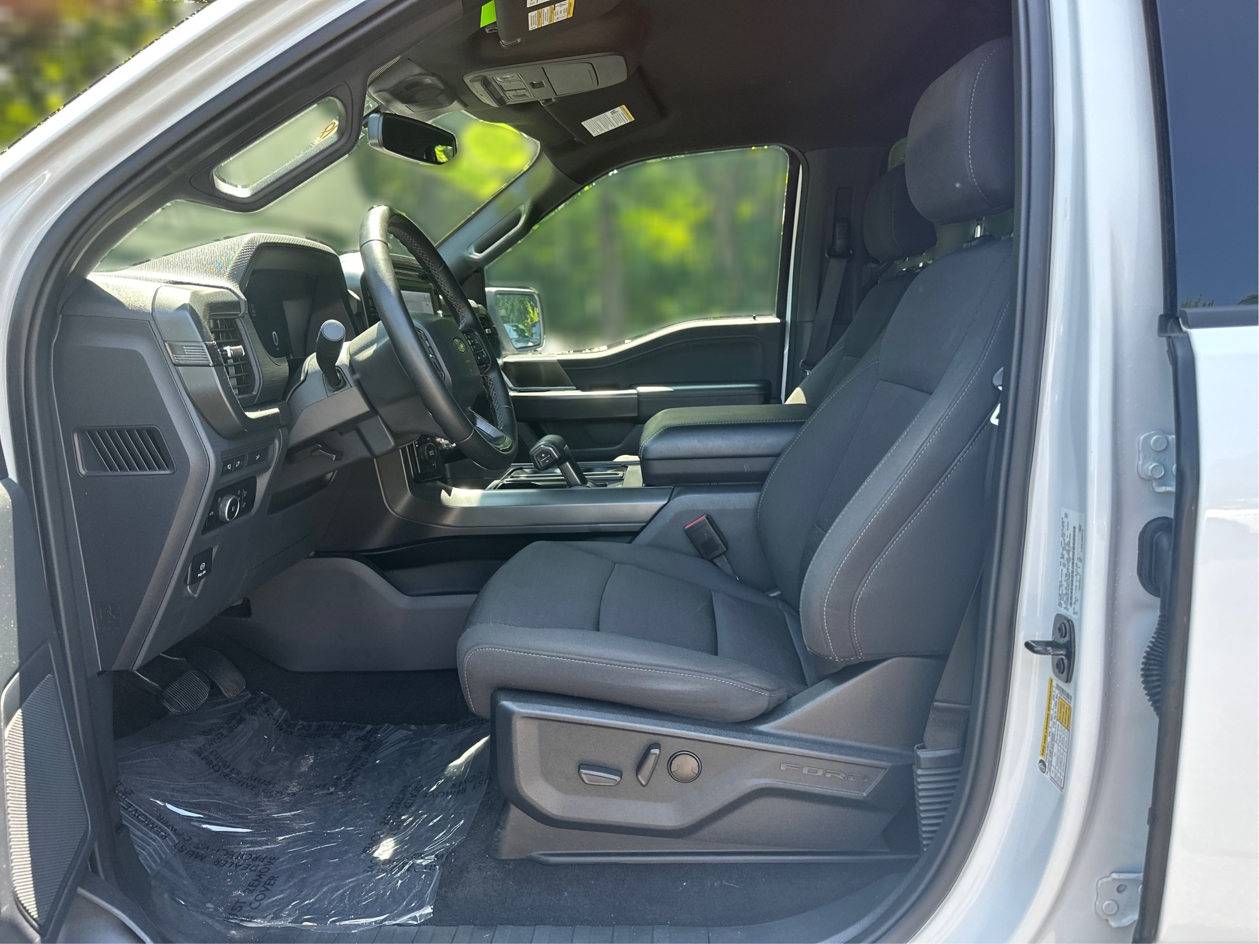 2024 Ford F-150 XLT - Photo 11
