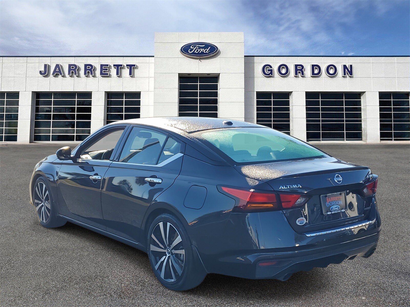 2020 Nissan Altima Platinum photo 3