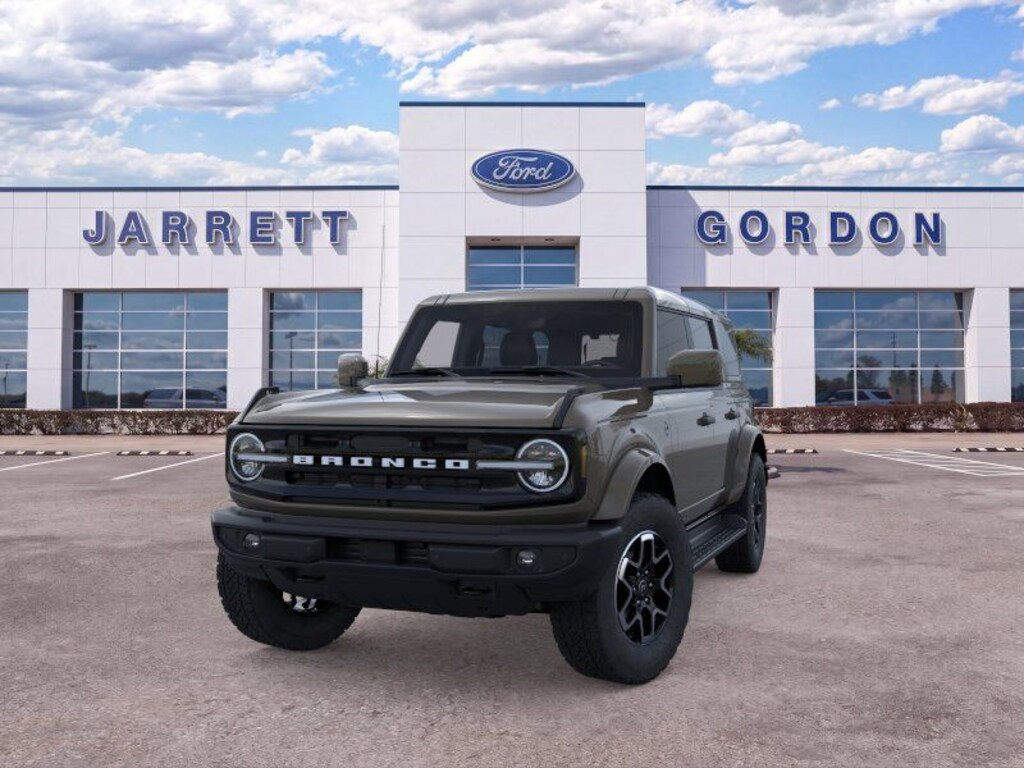 New 2026 Ford Bronco Outer Banks SUV