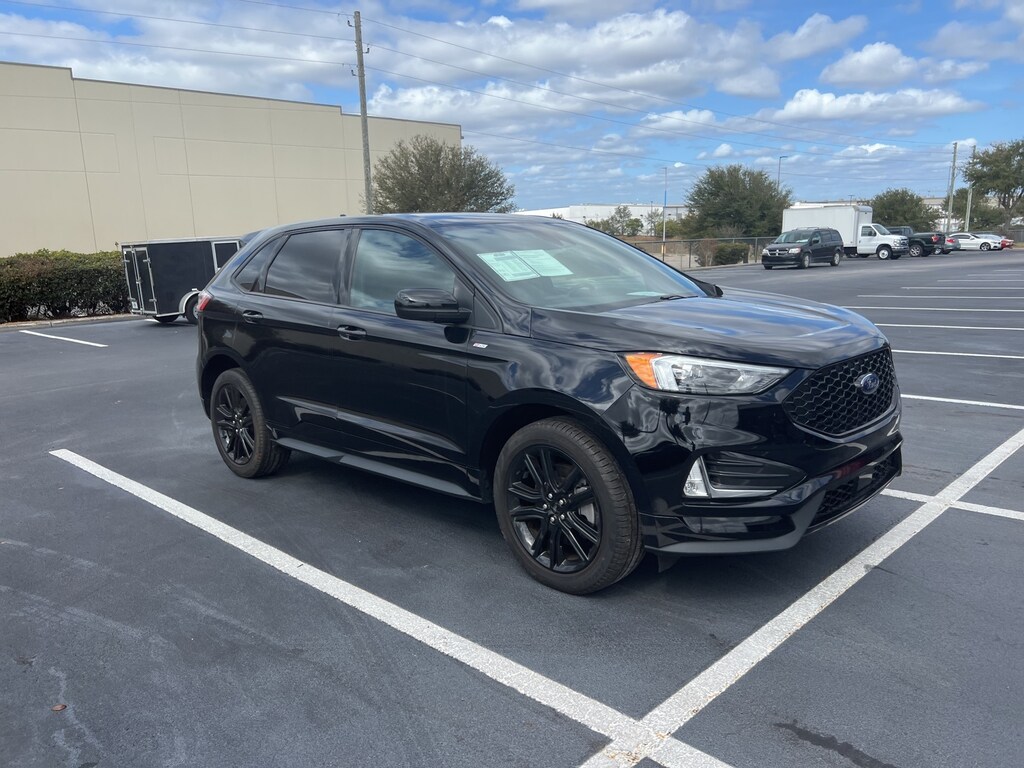 Used 2024 Ford Edge SUV