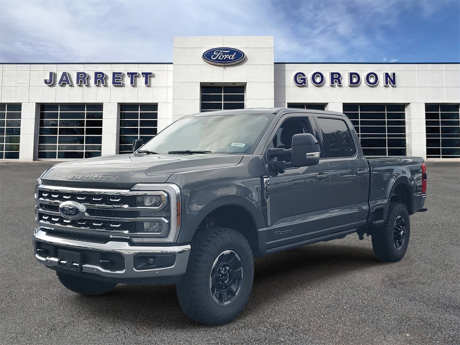2026 Ford F-250 Lariat photo 2