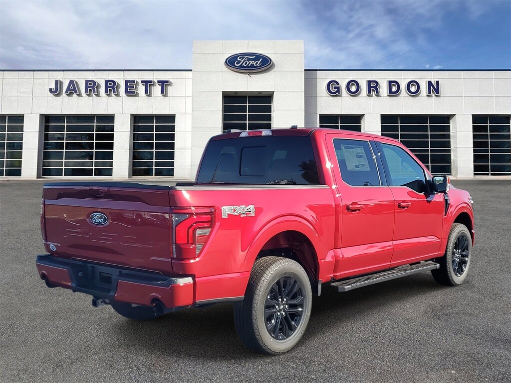 New 2025 Ford F-150 Lariat TRUCK