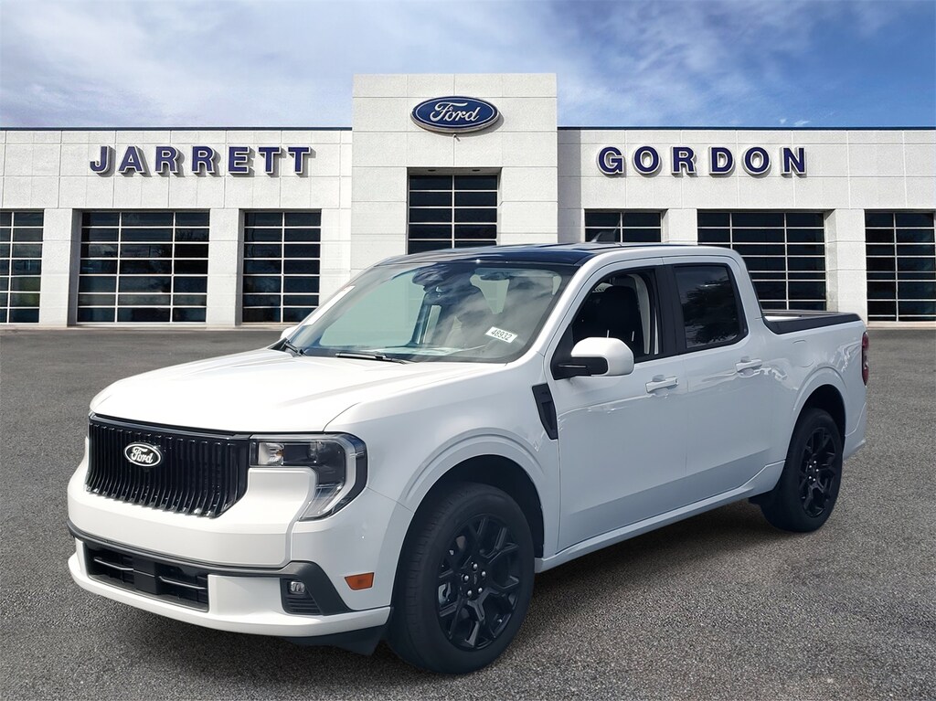 New 2025 Ford Maverick Lobo Standard TRUCK