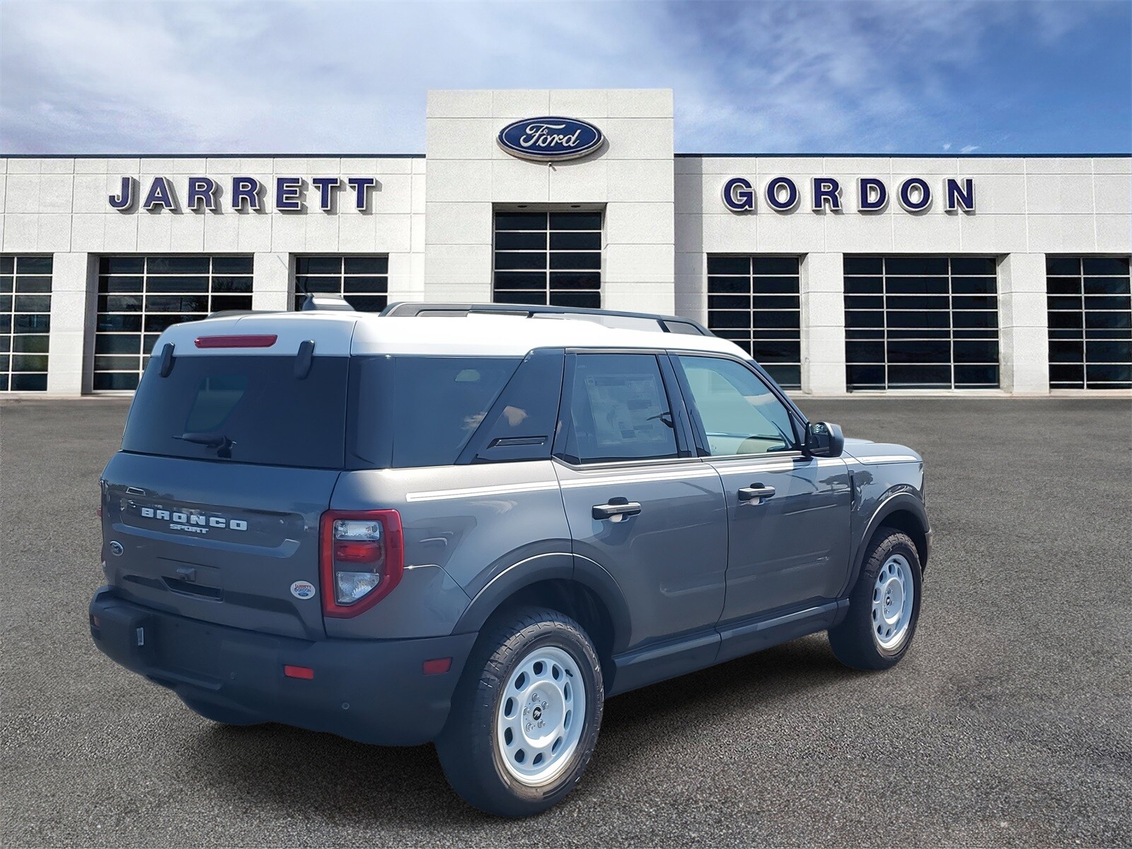 2025 Ford Bronco Sport Heritage photo 2