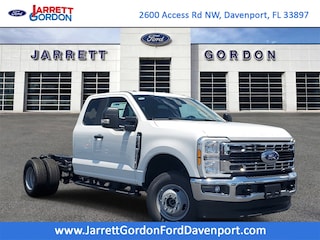 2025 Ford F-350 Chassis TRUCK