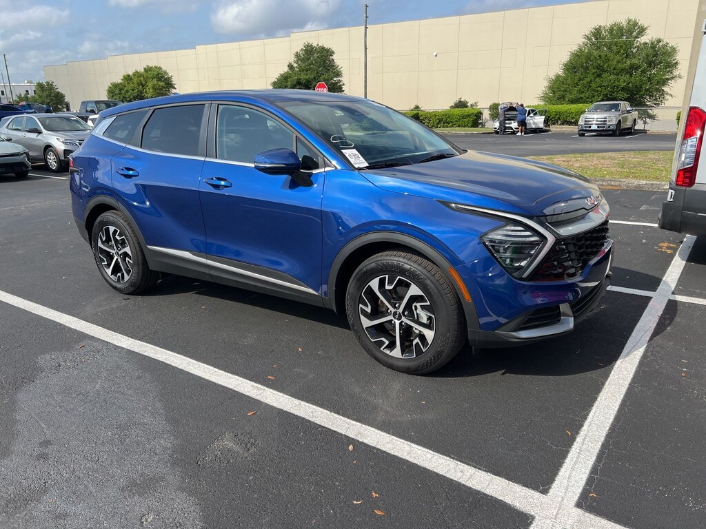 Used 2025 Kia Sportage EX SUV