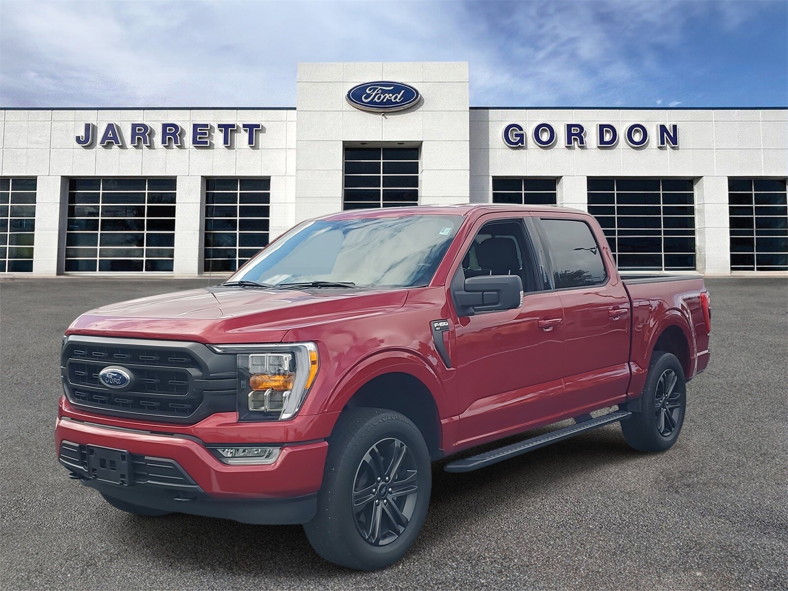 2022 Ford F-150 XLT photo 2