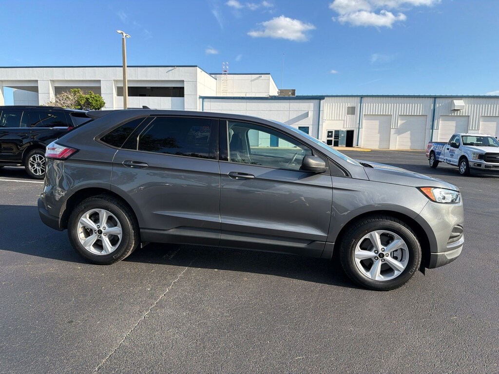 Used 2024 Ford Edge SE SUV