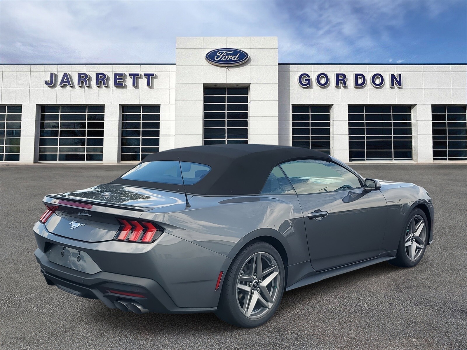 2025 Ford Mustang EcoBoost Premium Convertible photo 4