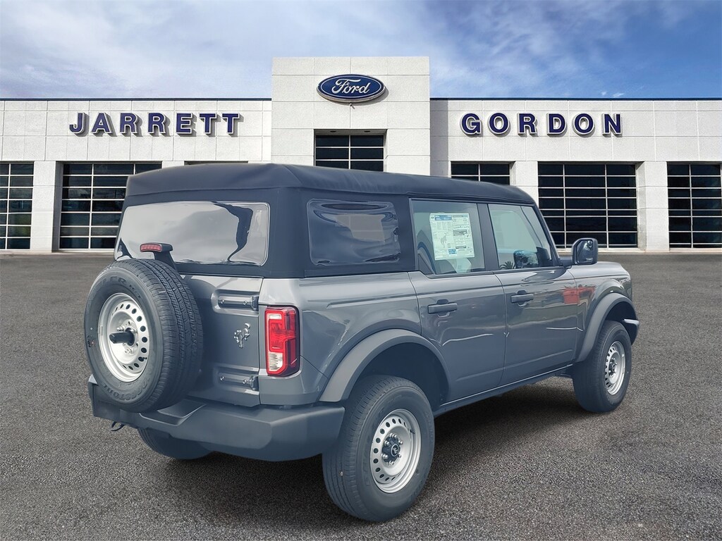 New 2025 Ford Bronco Base SUV