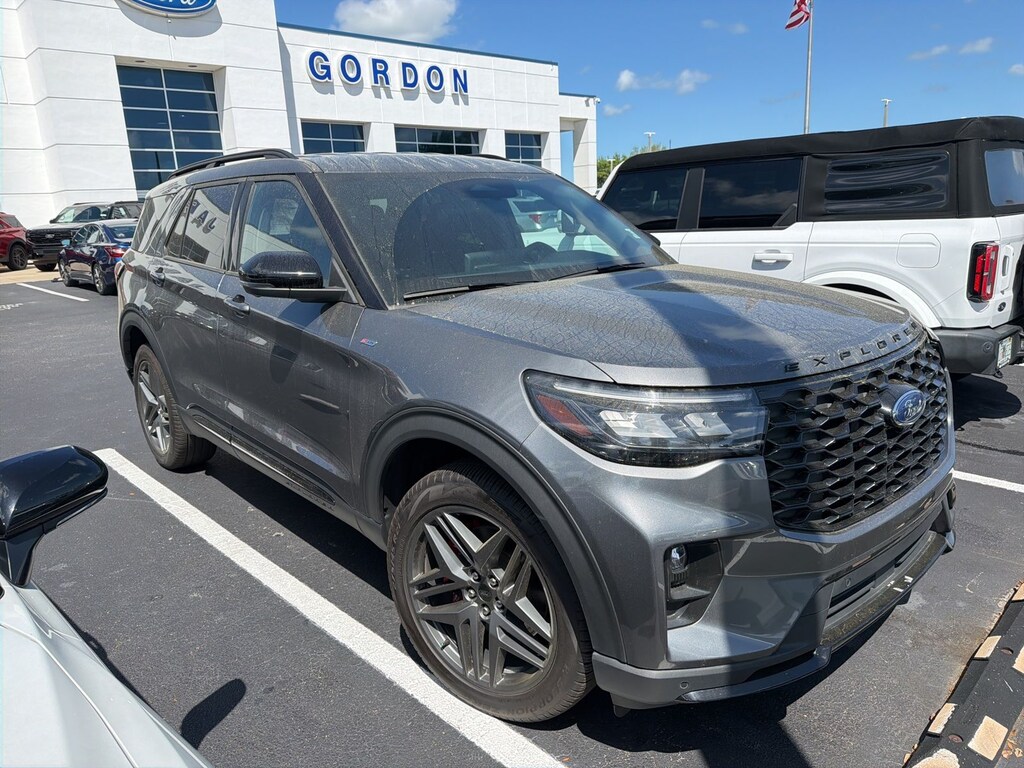 Used 2025 Ford Explorer ST-Line SUV