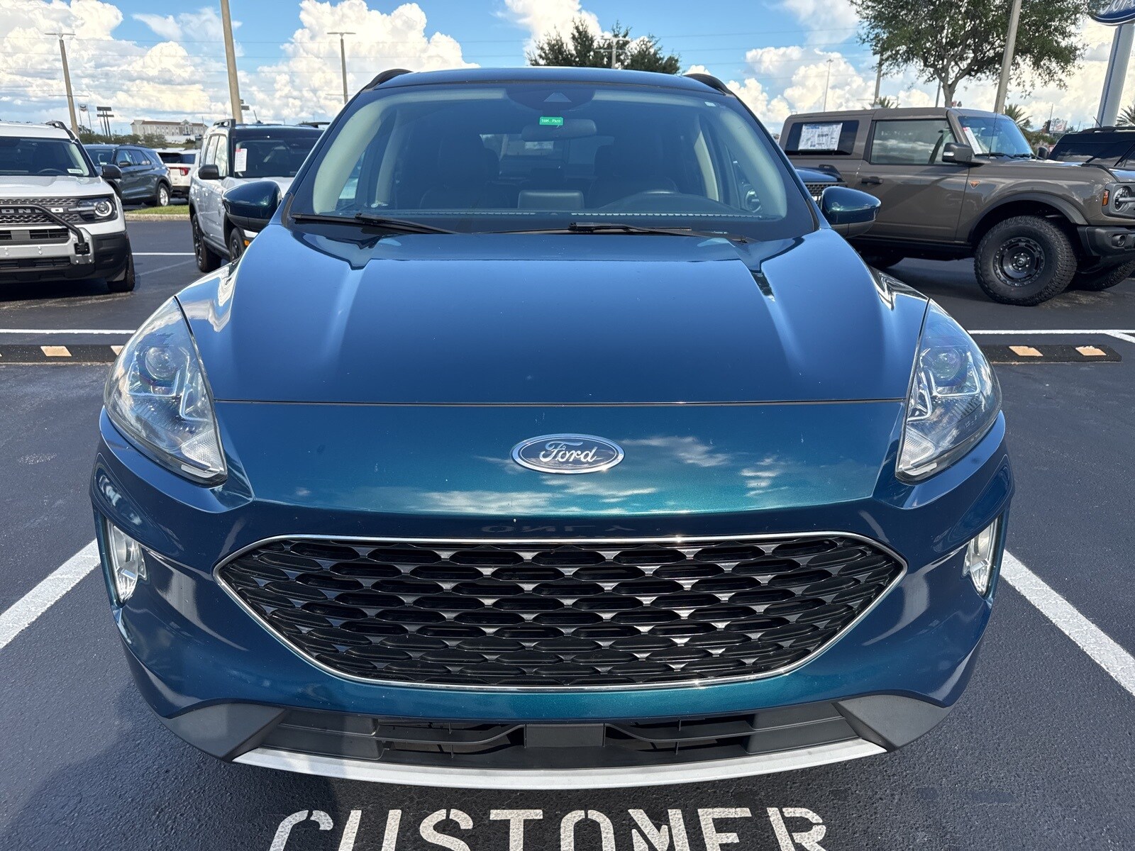 2020 Ford Escape SEL photo 2