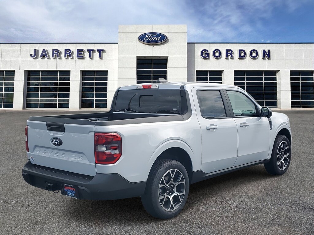 New 2025 Ford Maverick Lariat TRUCK