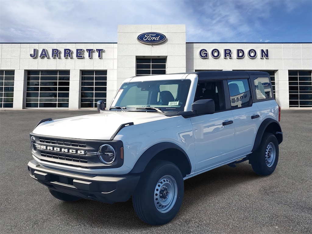 New 2025 Ford Bronco Base SUV