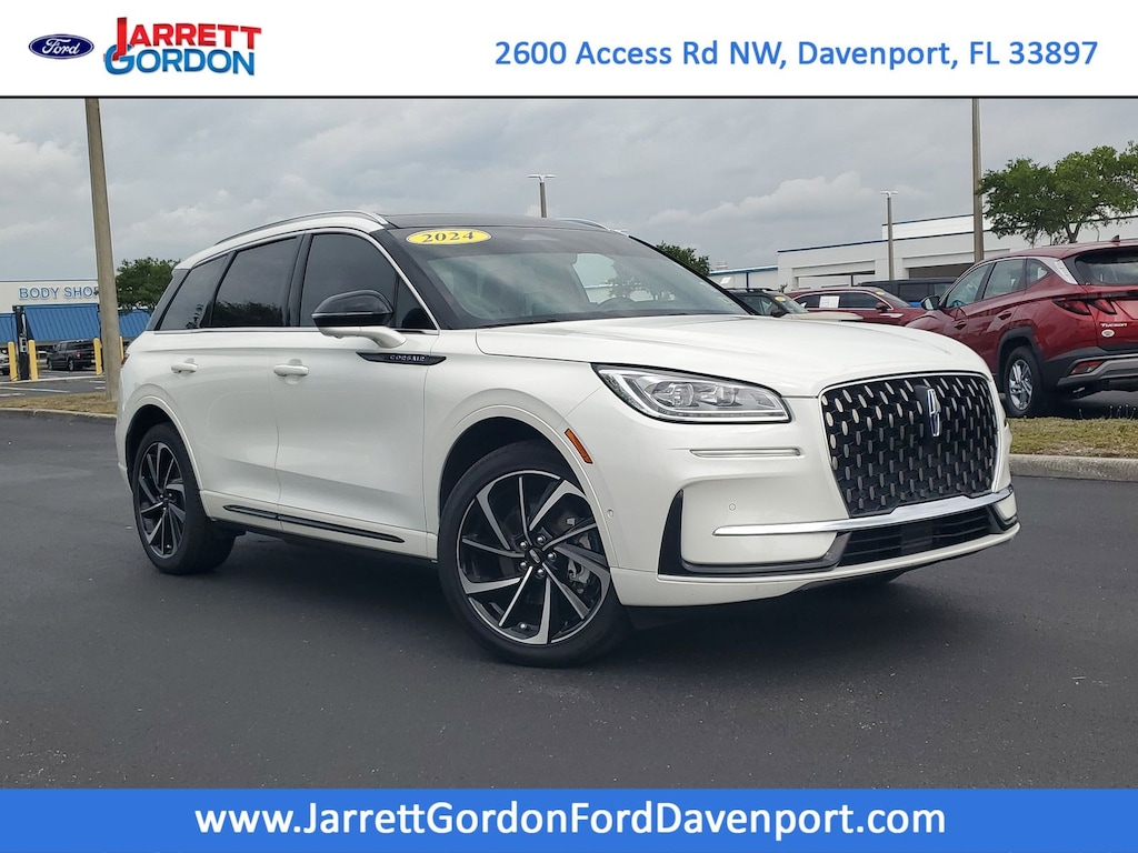 Used 2024 Lincoln Corsair Grand Touring SUV