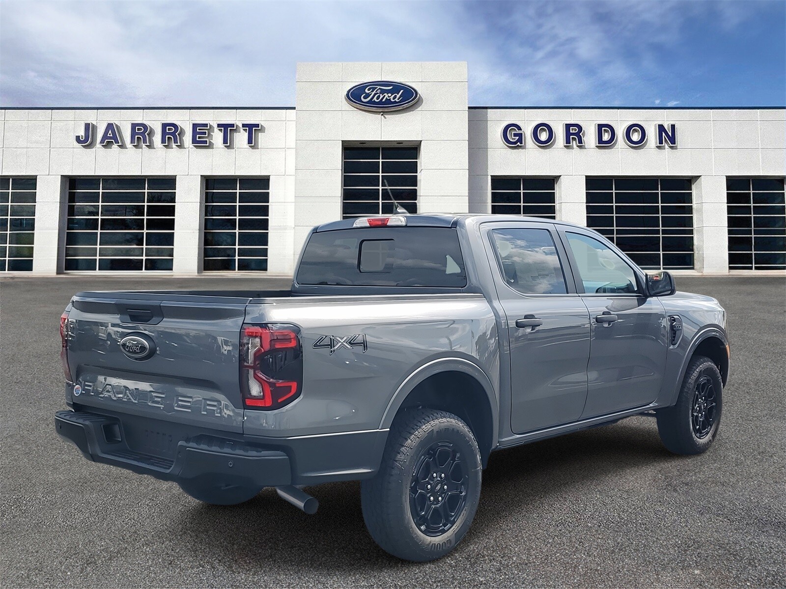 2025 Ford Ranger XLT photo 3