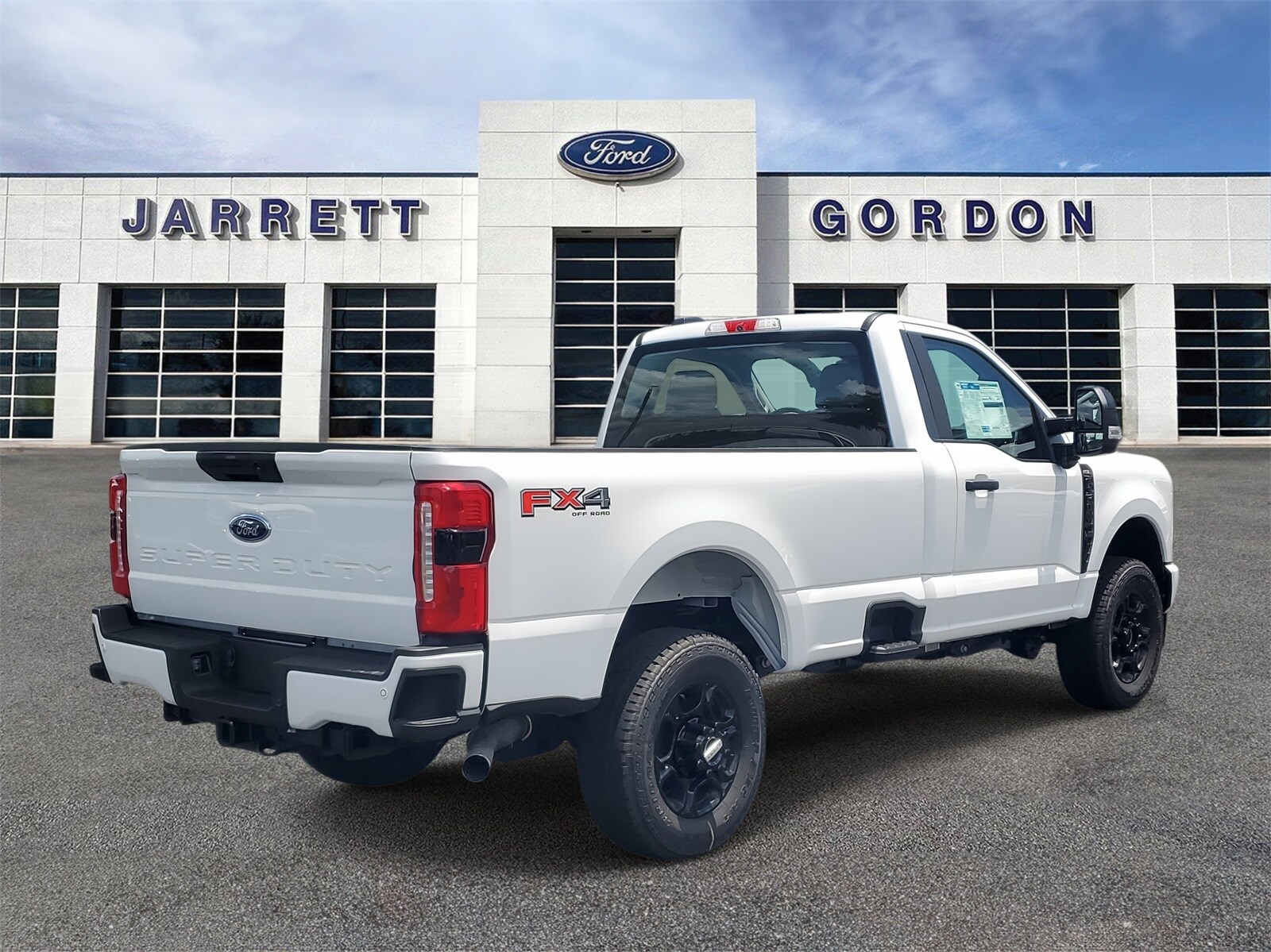 2025 Ford F-350 XL photo 4
