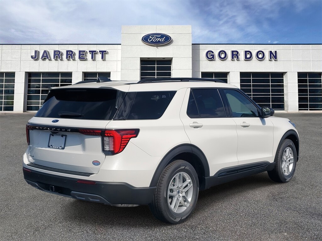 New 2026 Ford Explorer Active SUV