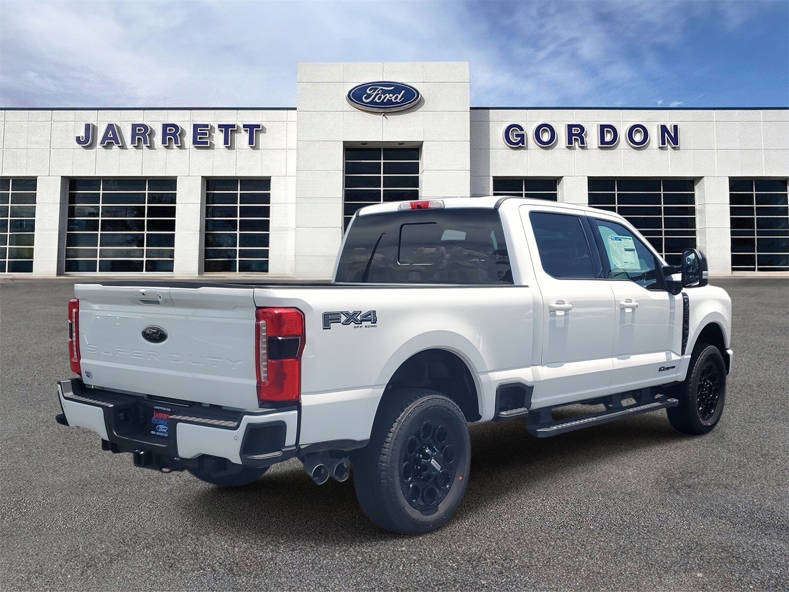 2025 Ford F-250 Lariat photo 4