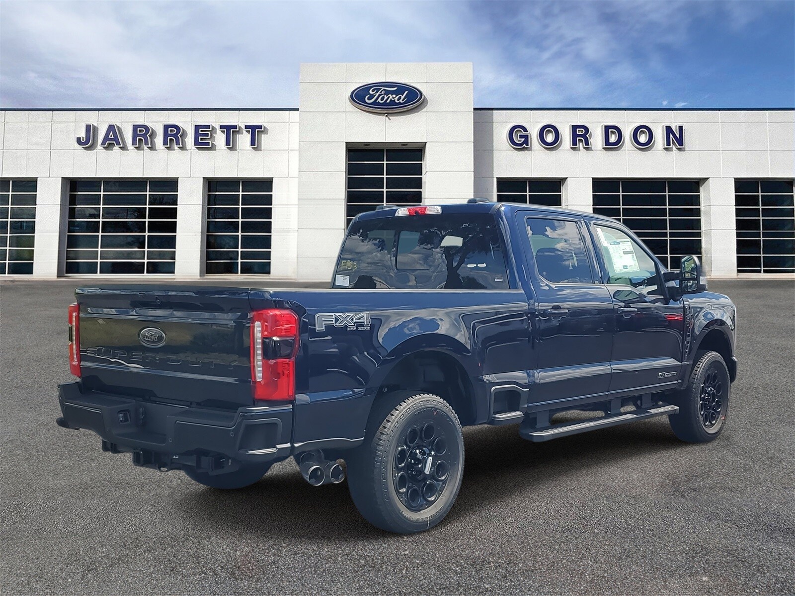 2025 Ford F-250 Lariat photo 4