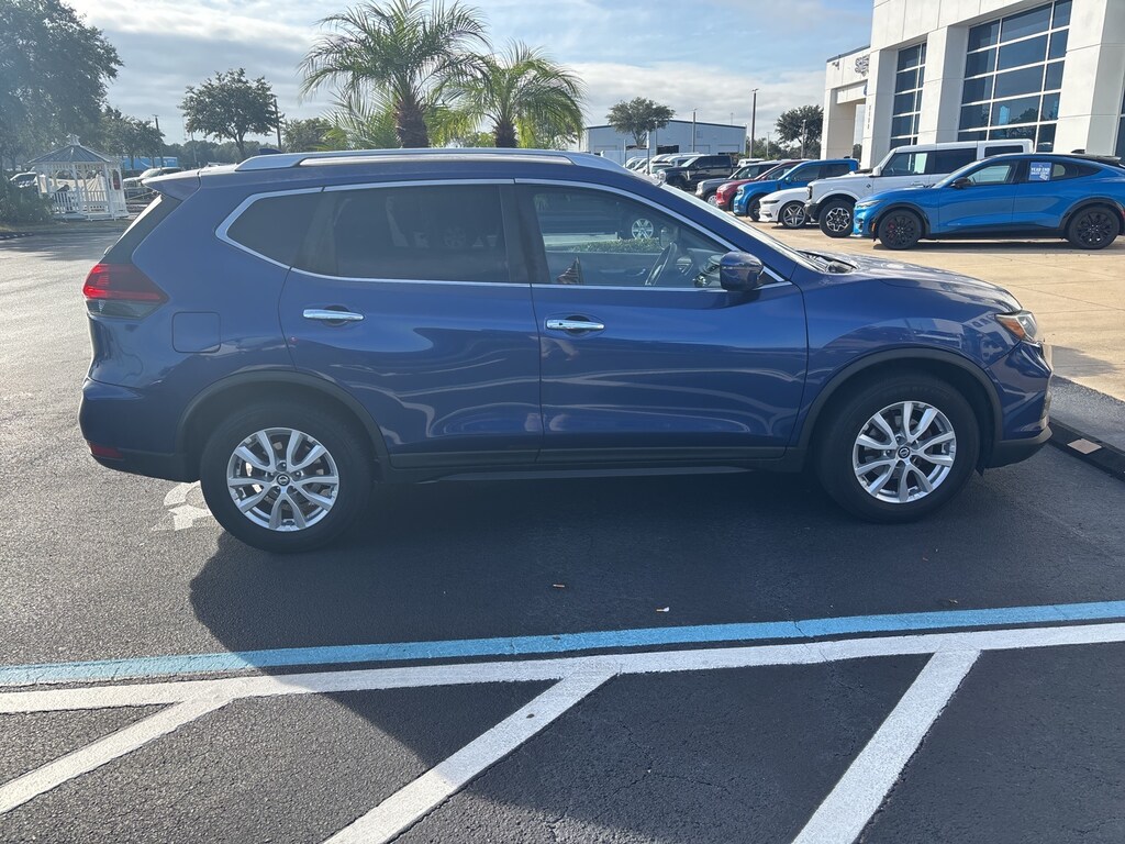 Used 2018 Nissan Rogue SV SUV