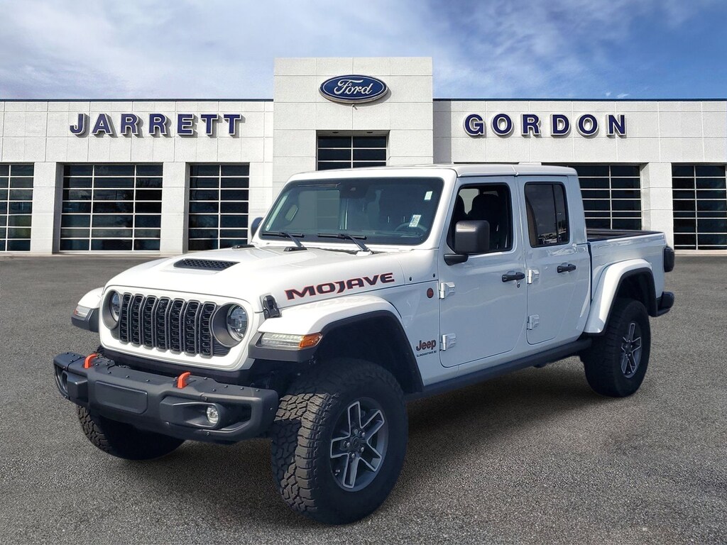 Certified 2025 Jeep Gladiator Mojave Truck Crew Cab