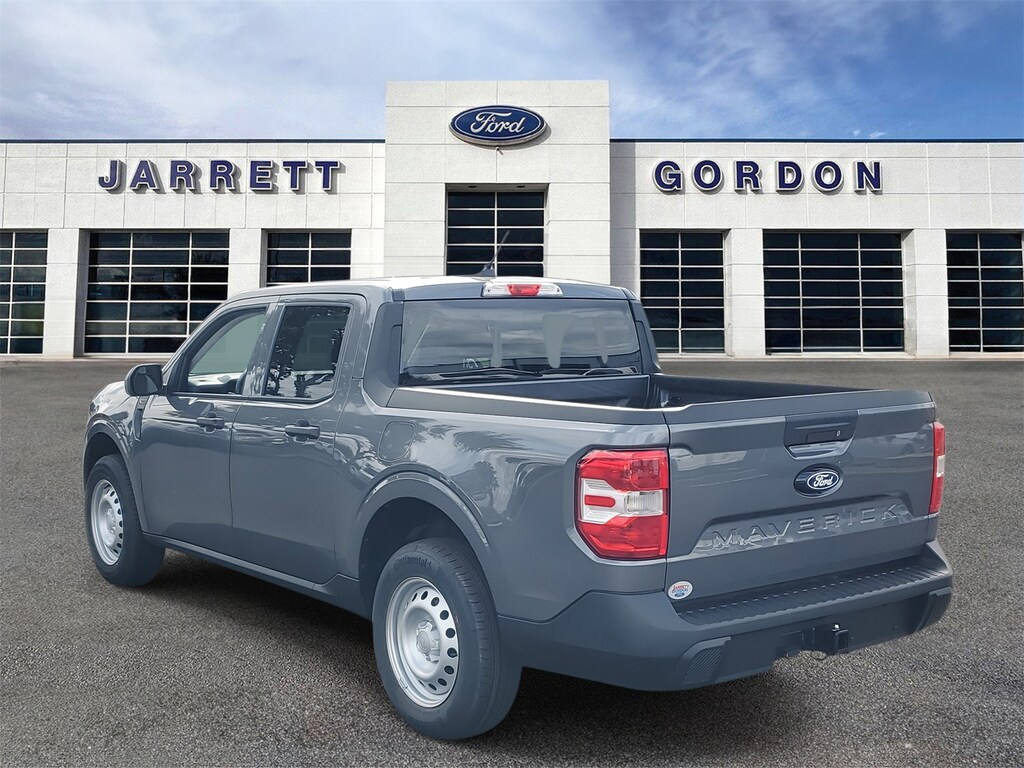 New 2025 Ford Maverick XL TRUCK