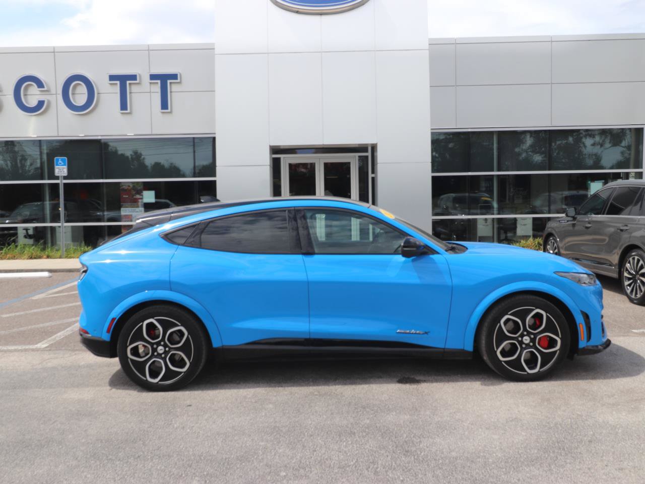 2023 Ford Mustang Mach-E