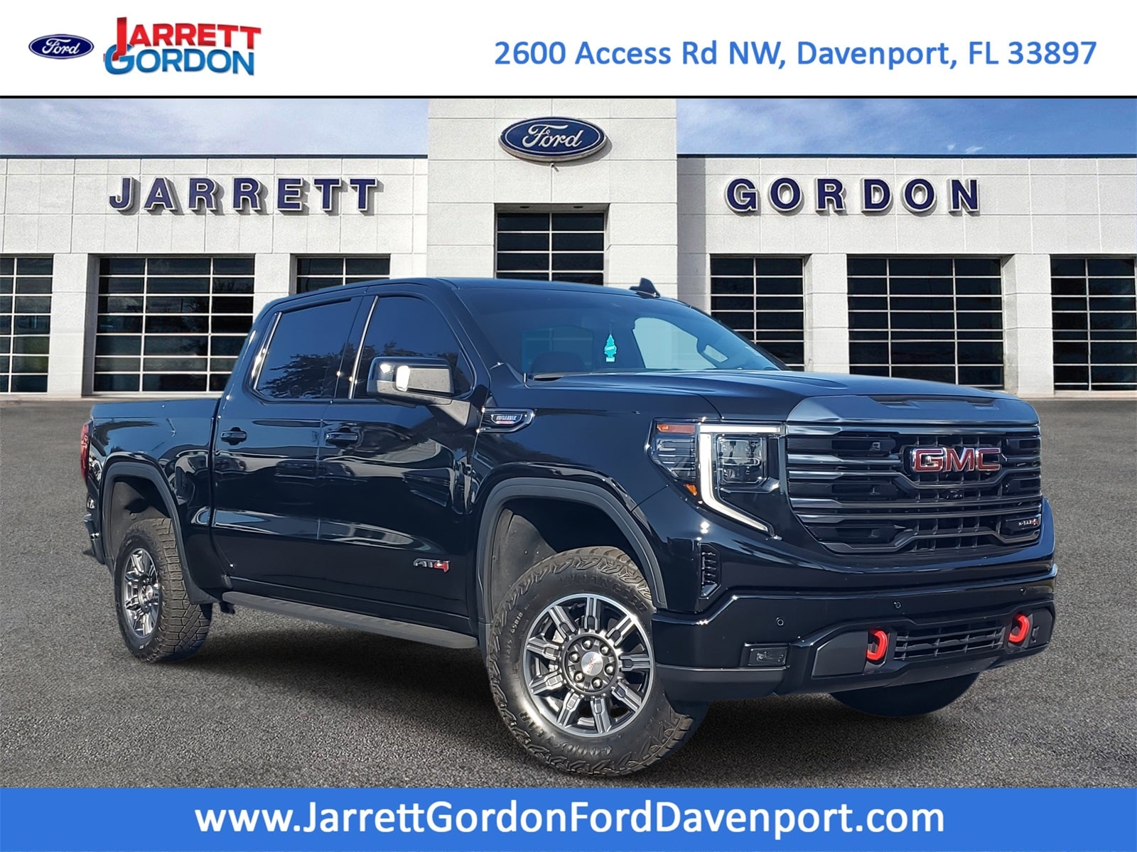 2024 GMC Sierra 1500 AT4's photo