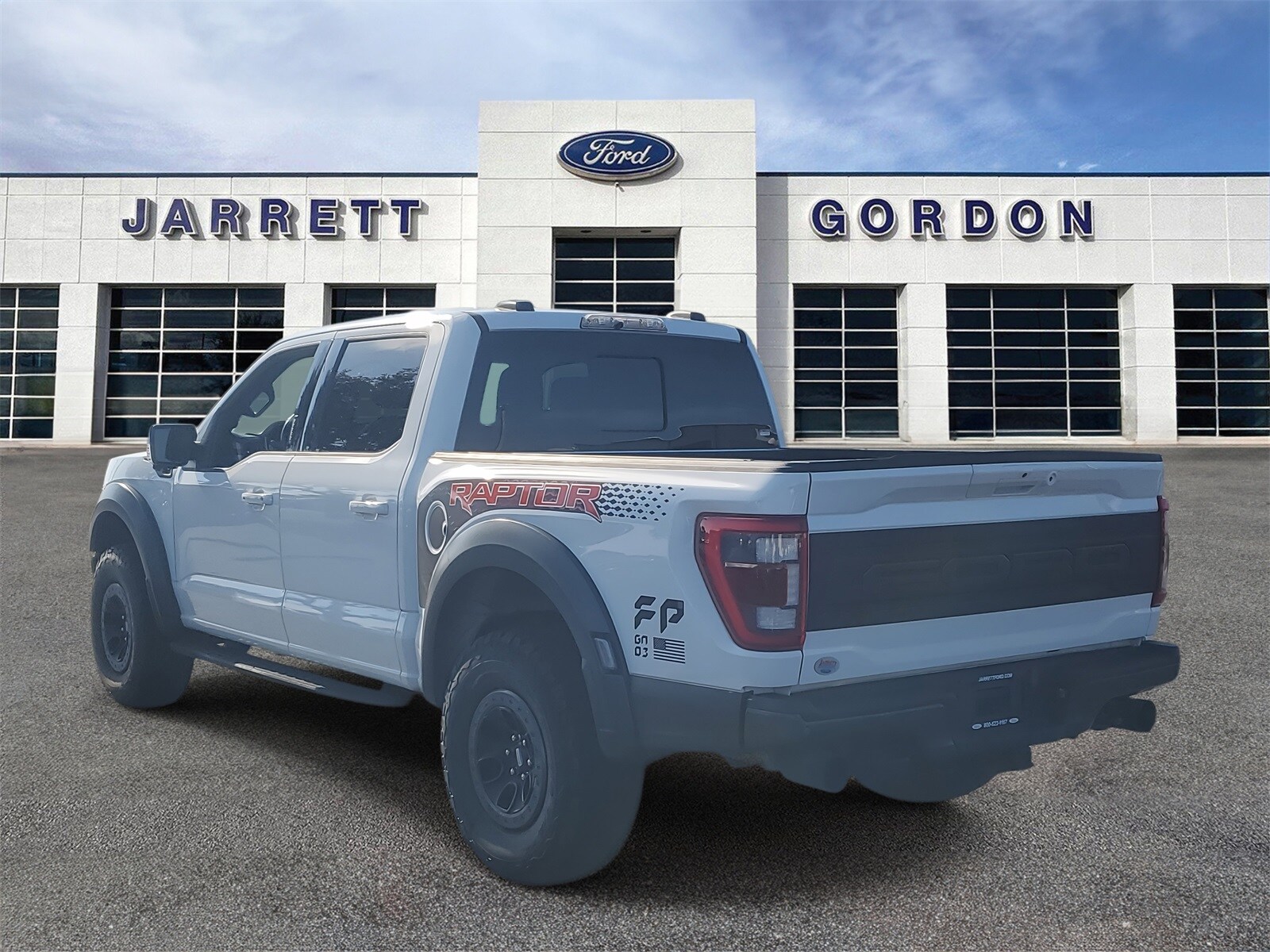 2023 Ford F-150 Raptor photo 2