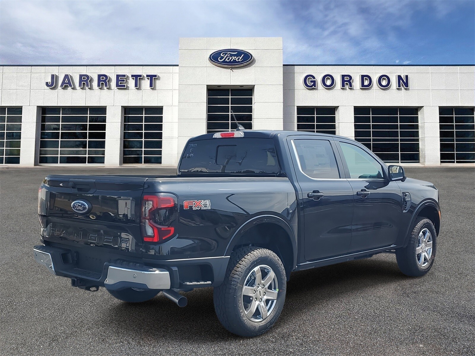 2025 Ford Ranger Lariat photo 3