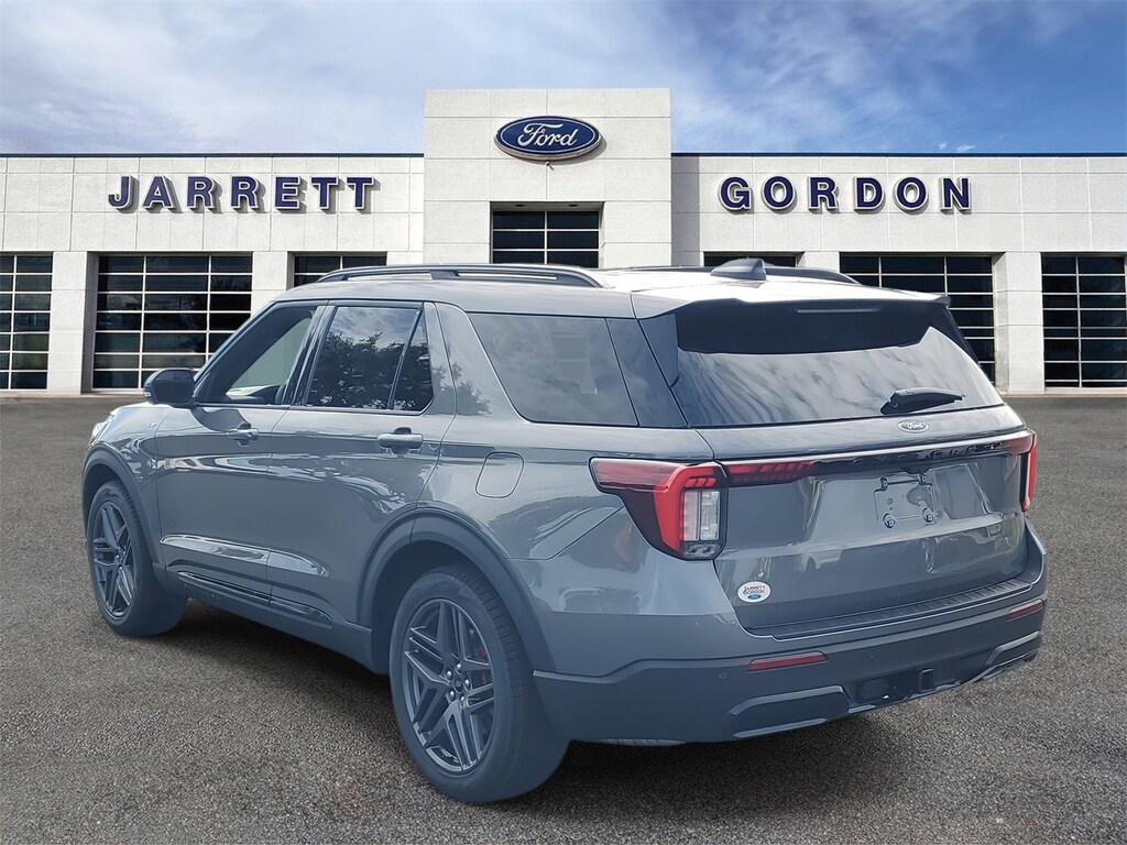 New 2025 Ford Explorer ST-Line SUV