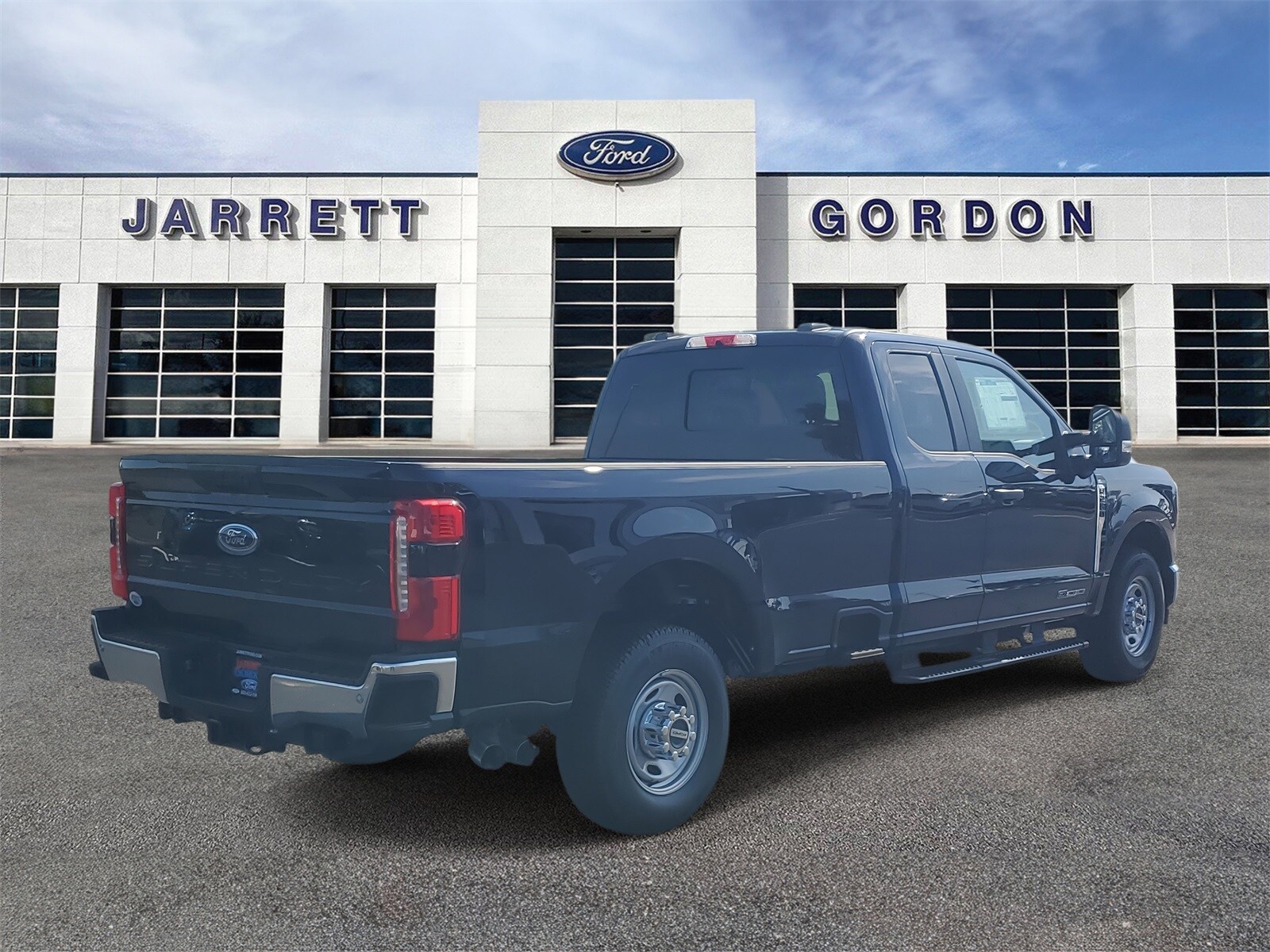 2025 Ford F-250 XL photo 4