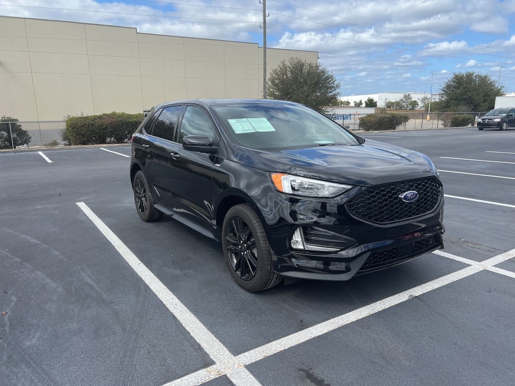 Used 2024 Ford Edge SUV