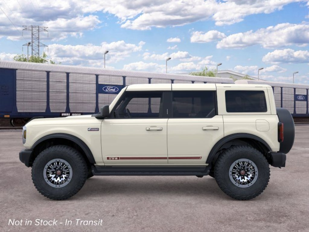 New 2026 Ford Bronco Outer Banks SUV