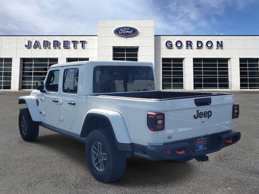 Certified 2025 Jeep Gladiator Mojave Truck Crew Cab