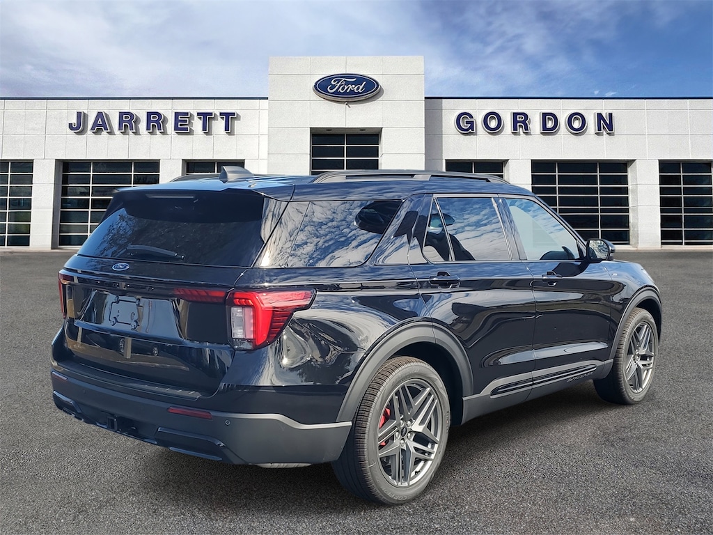 New 2026 Ford Explorer ST-Line SUV