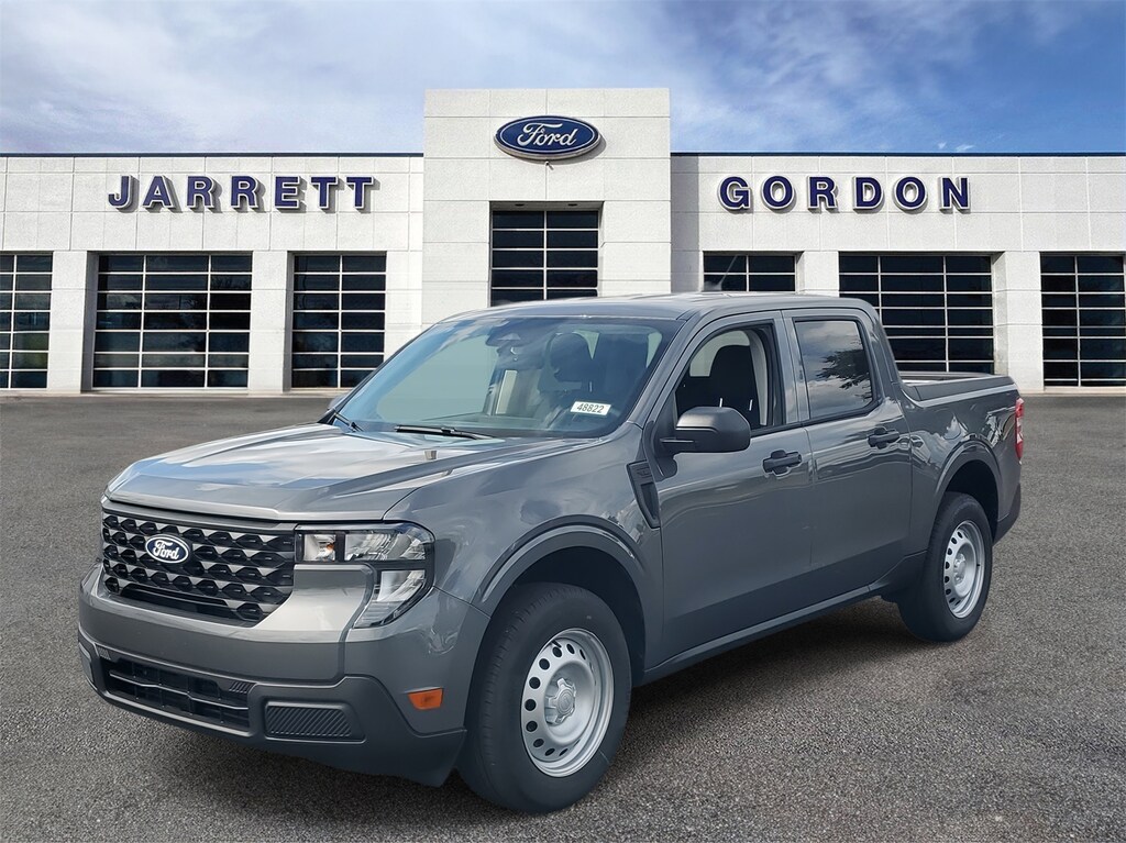 New 2025 Ford Maverick XL TRUCK