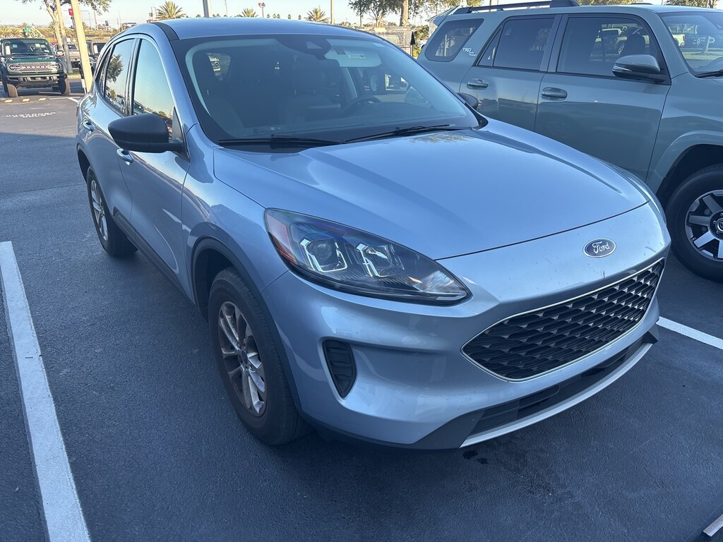 Used 2022 Ford Escape SE SUV
