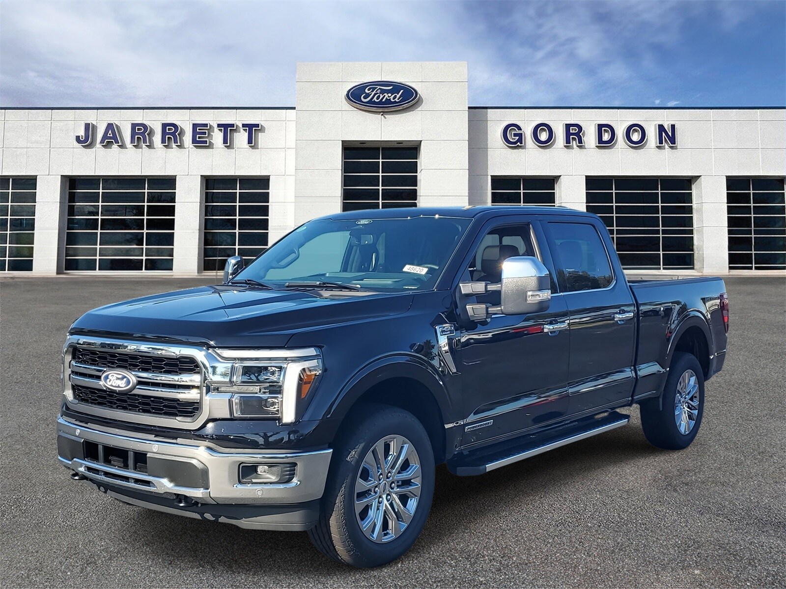 2025 Ford F-150 Lariat photo 2