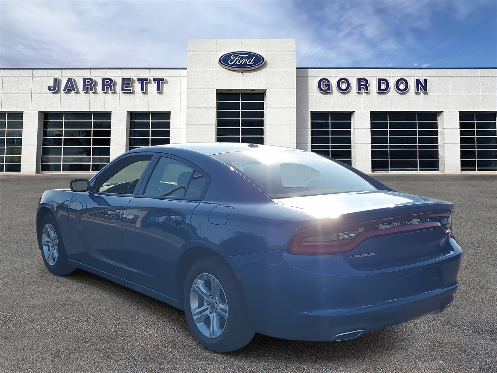 2022 Dodge Charger SXT photo 3