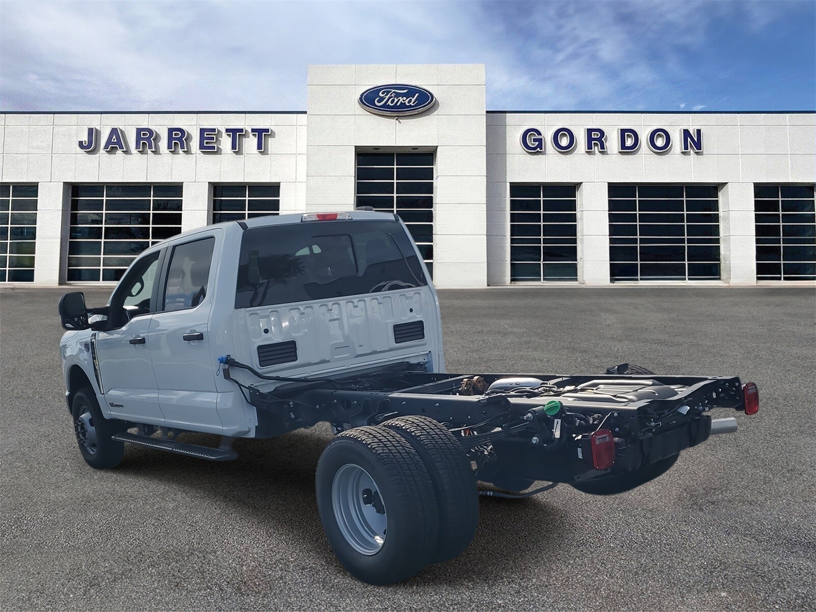 2026 Ford F-350 XL photo 3