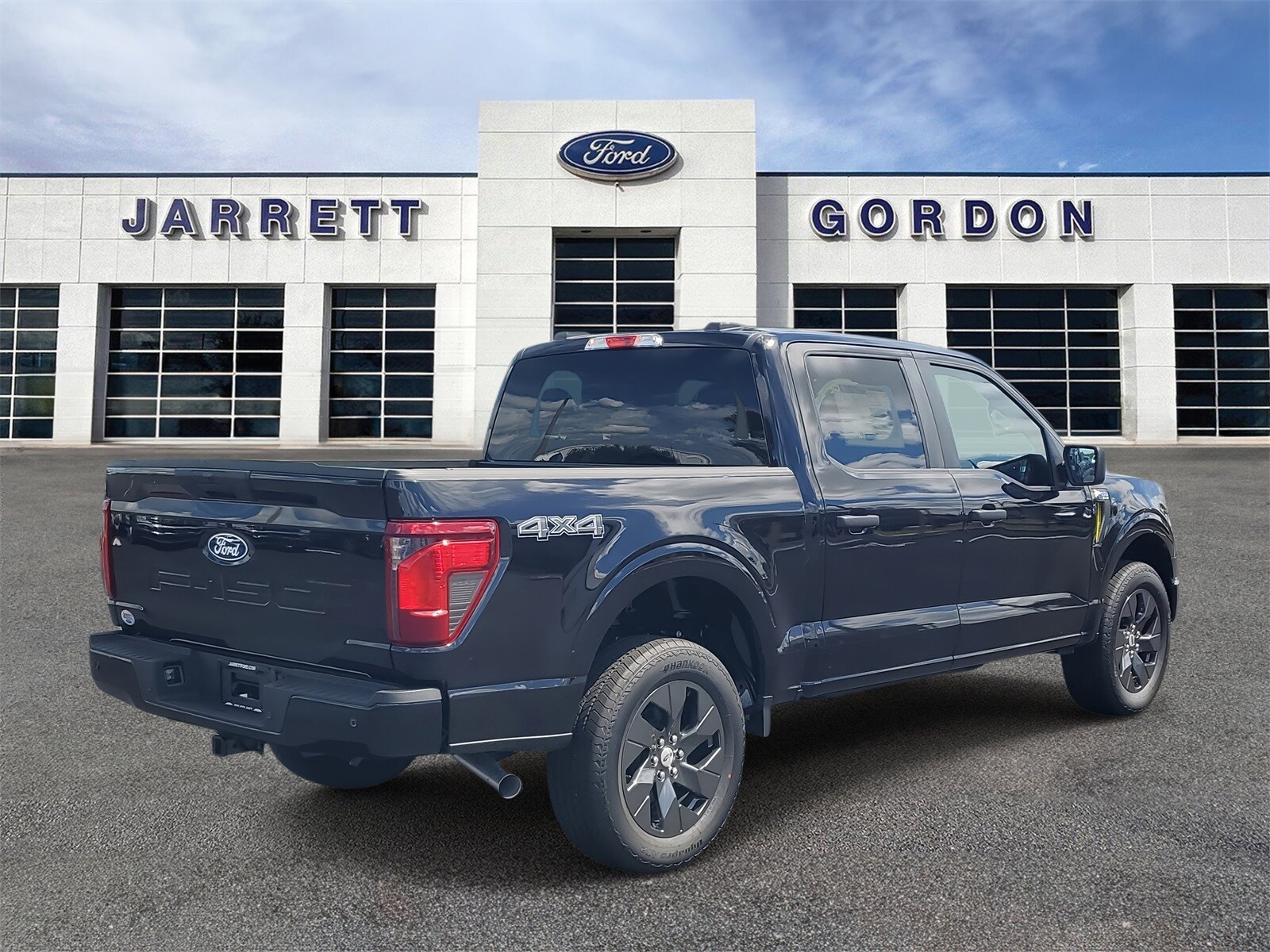 2025 Ford F-150 STX photo 3