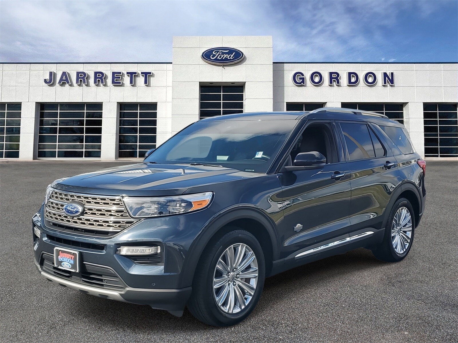 2023 Ford Explorer King Ranch photo 2