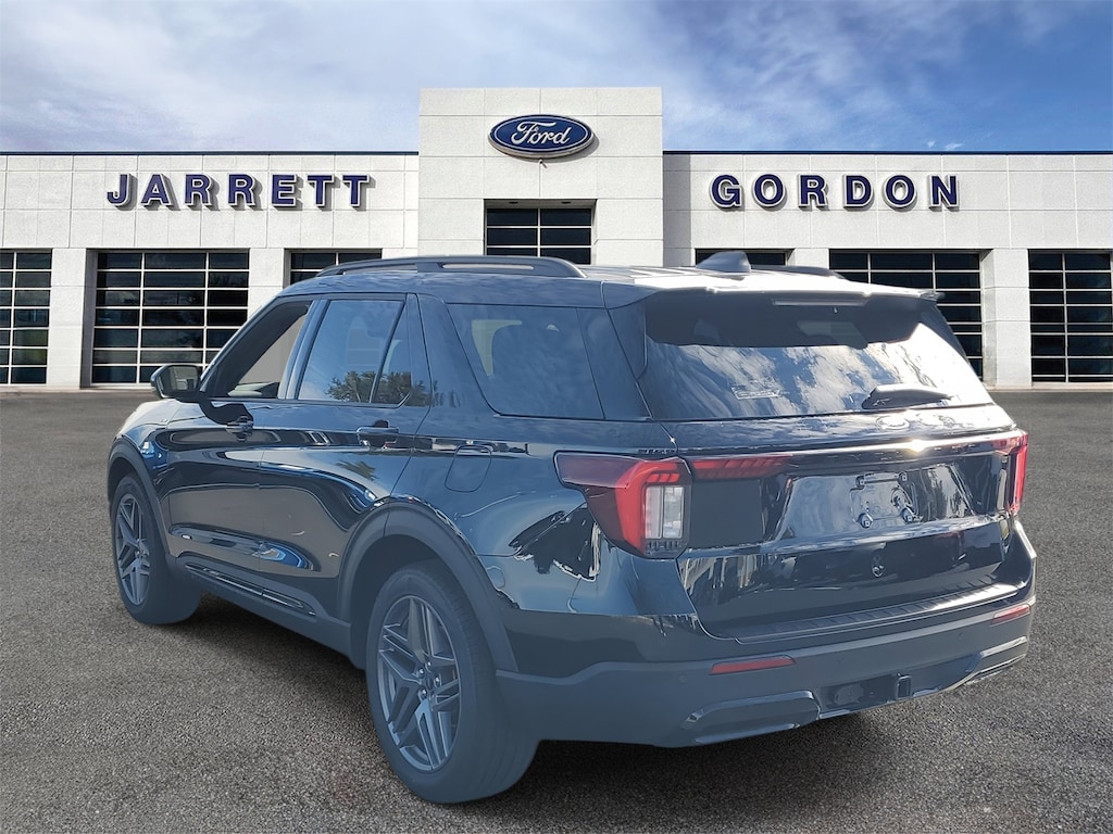 New 2026 Ford Explorer ST-Line SUV